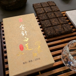 Шу Пуэр "Белый Лотос" шоколадка 2х100 гр.