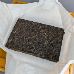 Шу Пуэр &amp;quot;Лао Тун Чжи&amp;quot; 9988 (2023 г.) - 250 гр.