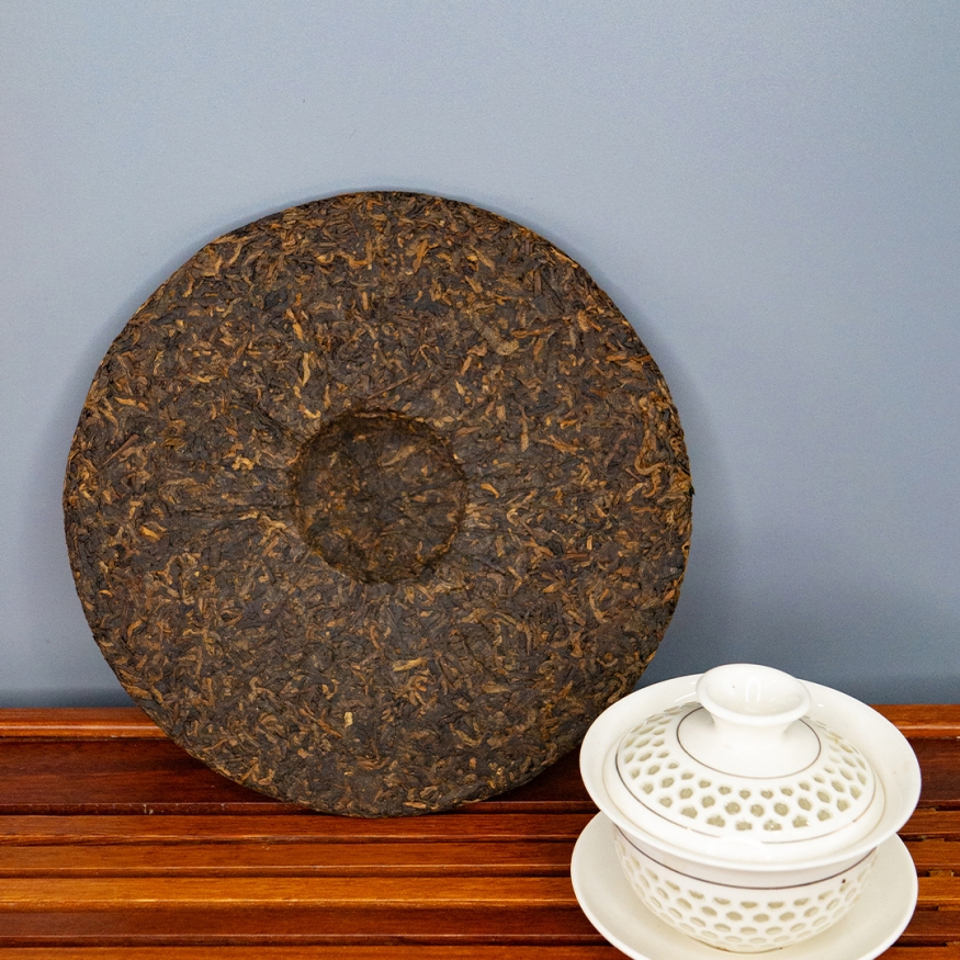 Шу Пуэр &amp;quot;Золотой Дракон&amp;quot; - блин 357 гр.