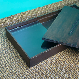 Чабань 38х18 см. ( темная со стеклом )