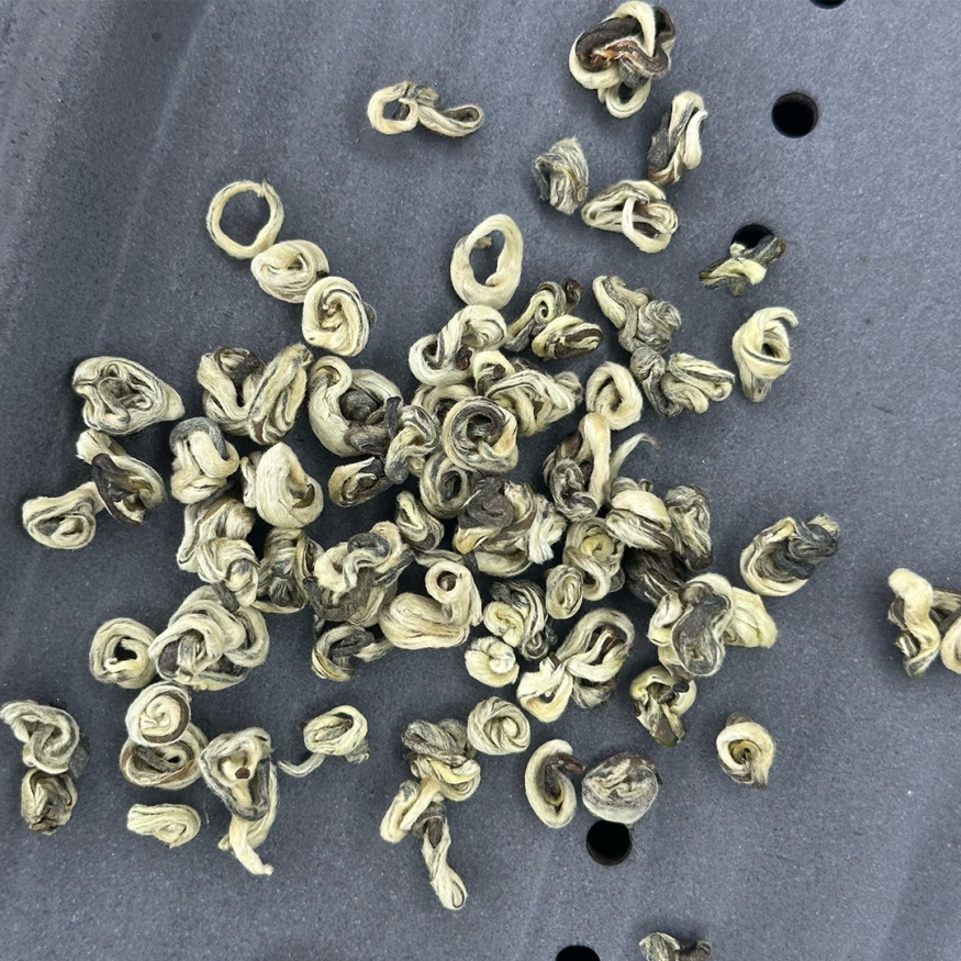 Би Ло Чунь Я Сюэ