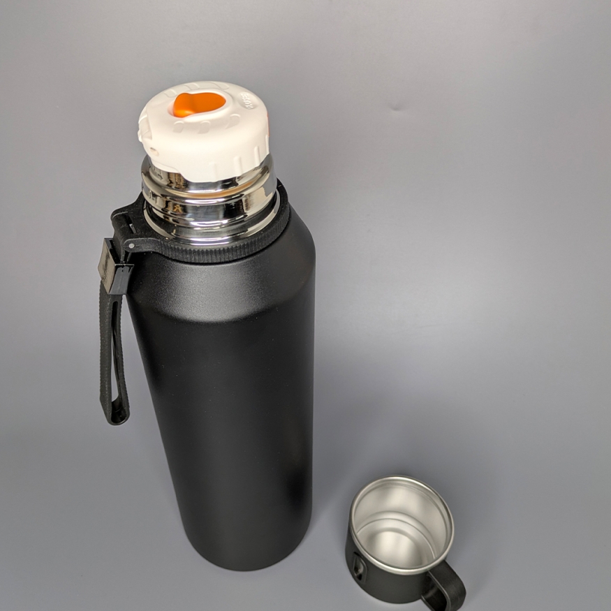 Термос 1500 мл (чёрный) - № 10201