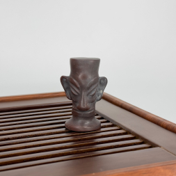 Тотем (подставка для крышечки)