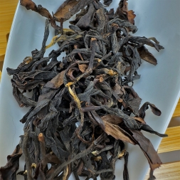 Дун Фан Мэй Жень &amp;quot;АА&amp;quot;