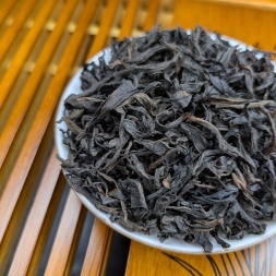 Шуй Цзинь Гуй Мэй Хуа Сян (Золотая Черепаха с ароматом Цветка Сливы)