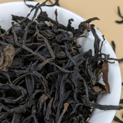 Е Шэн Хун Ча Мэнку 2000 м.