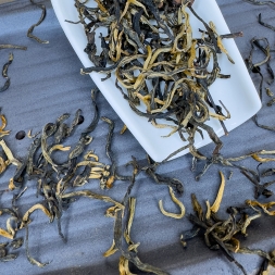 Дянь Хун Цяо Тан Сян (карамельный)